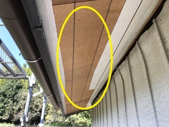 名張市 軒天化粧落ち状態の写真