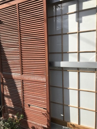 名張市 掃き出し窓の建具 修理前