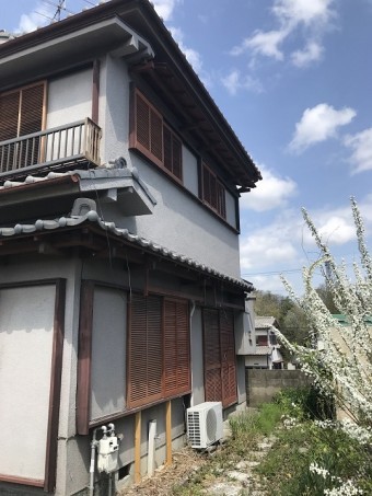 名張市 モルタル壁 復旧後全体写真