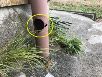 名張市 カラーベスト屋根の点検(雨樋破損)