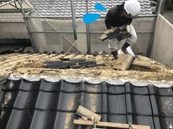 伊賀市 瓦降ろし作業