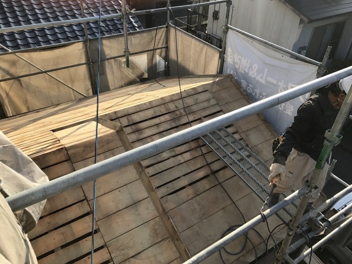 伊賀市 瓦おろし作業