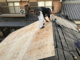 名張市 野地板桟をつける準備