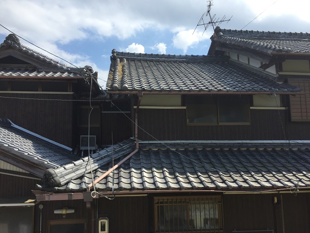 伊賀市で日本瓦の丸流しの点検をしてきました。